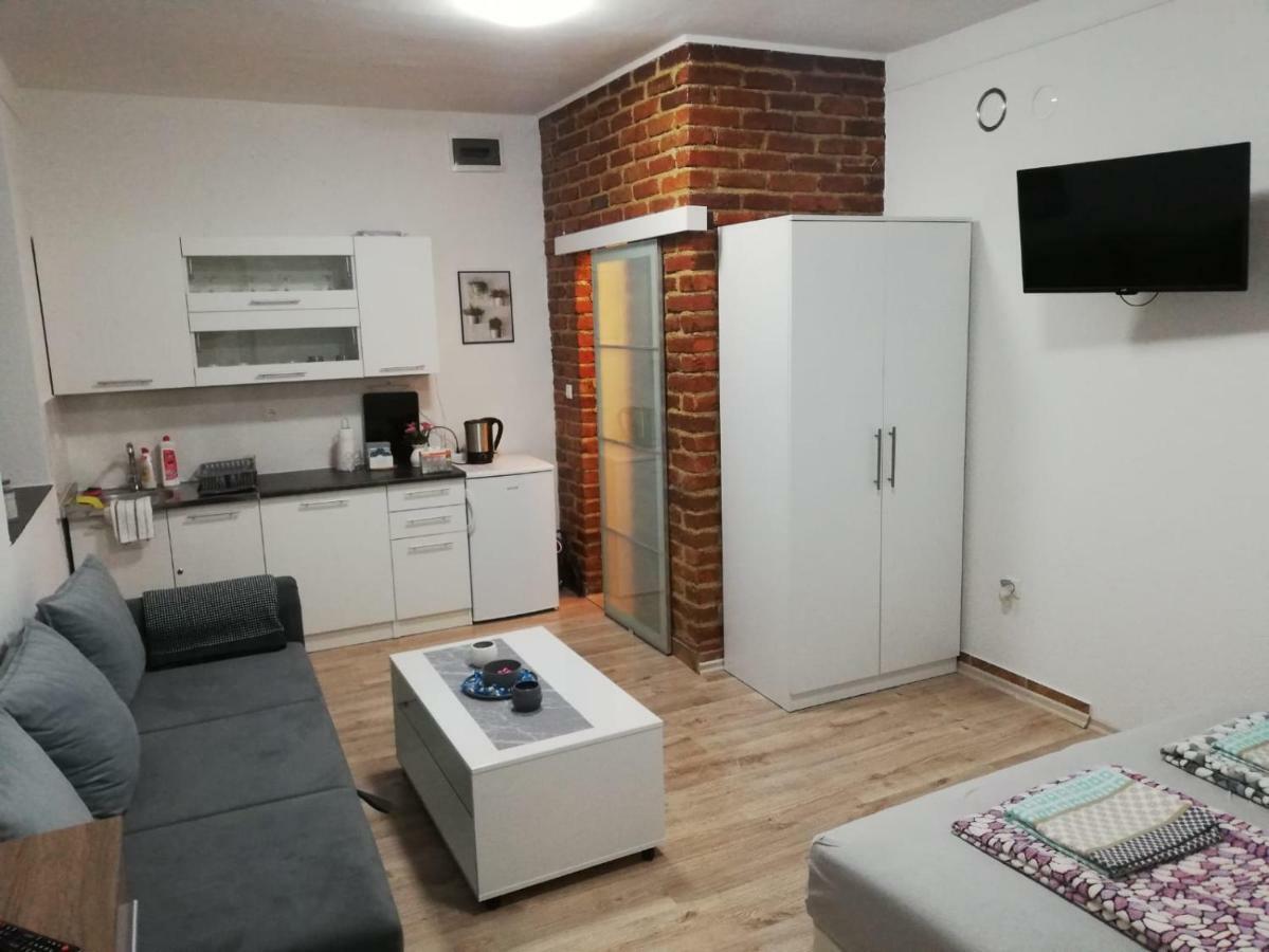 Helly'S Apartman - Self Check-In - Jajce Exterior foto